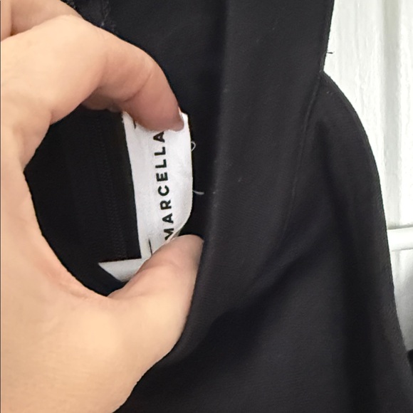 Elegant Long Sleeve Black Dress - Picture 3 of 3